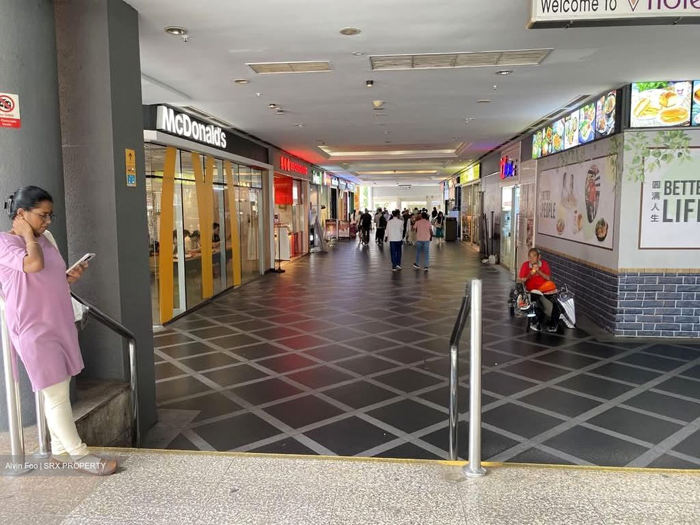 V Hotel Lavender (D8), Retail #532432601